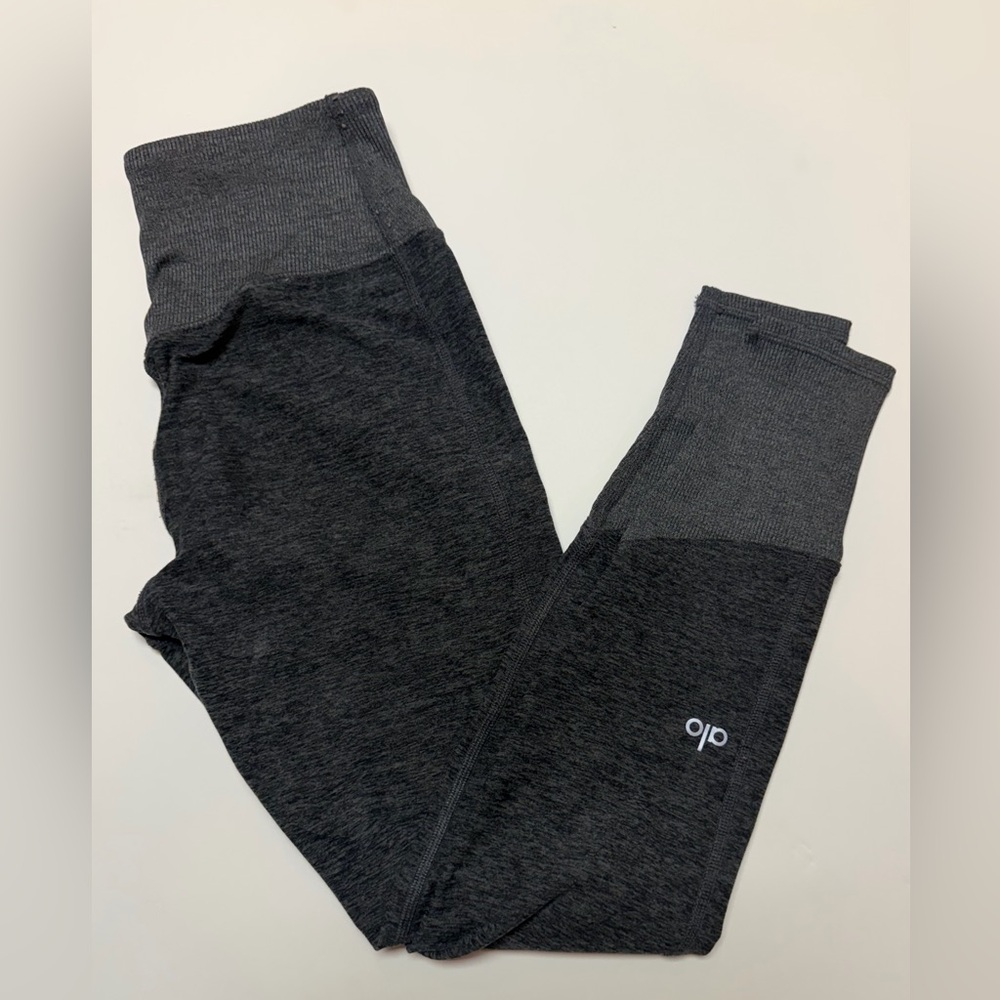 ALO Yoga Charcoal Leggings